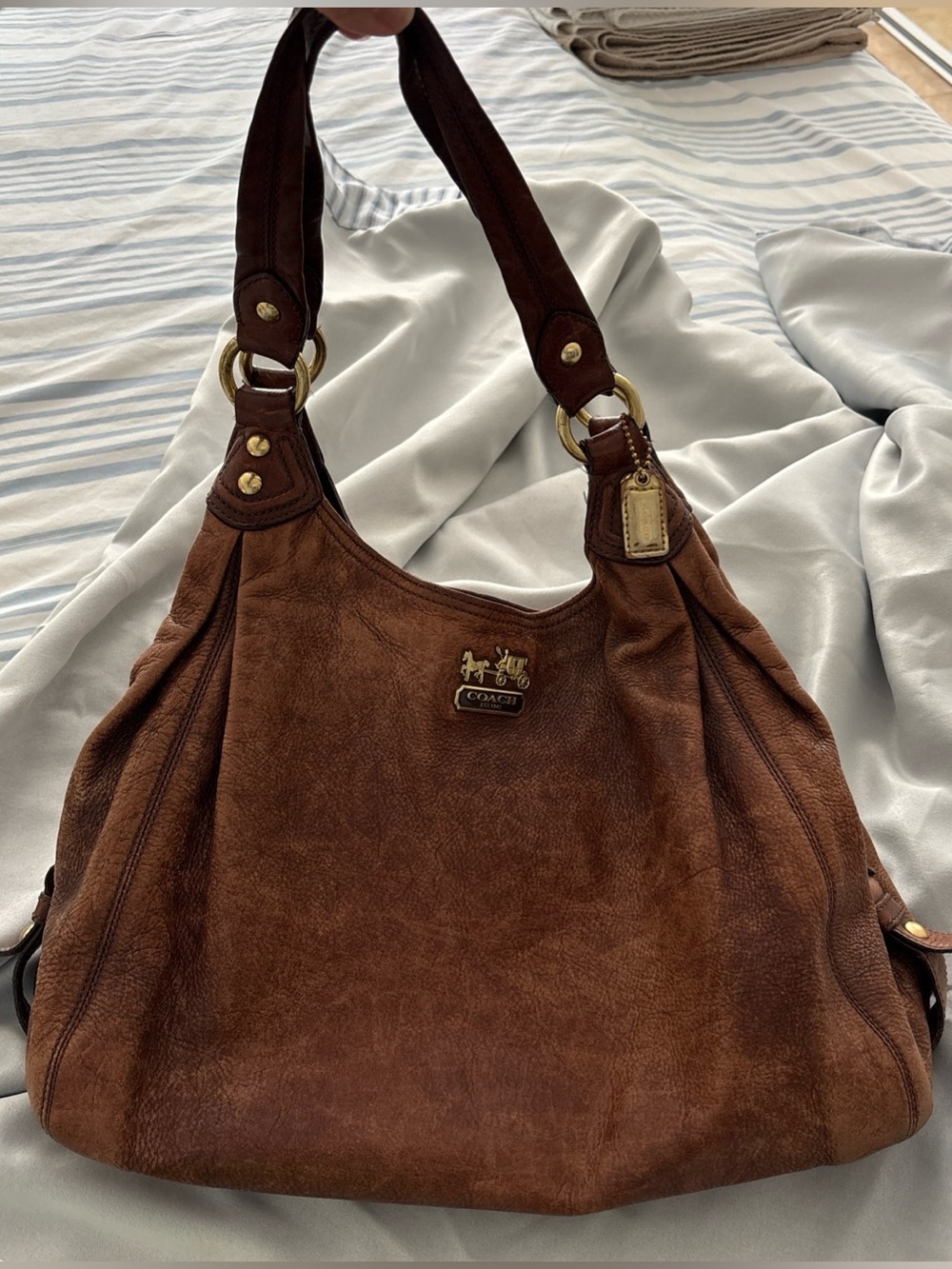 RARE Vtg COACH Madison Maggie Brown Leather purse purple silk liner 3 compartmts
